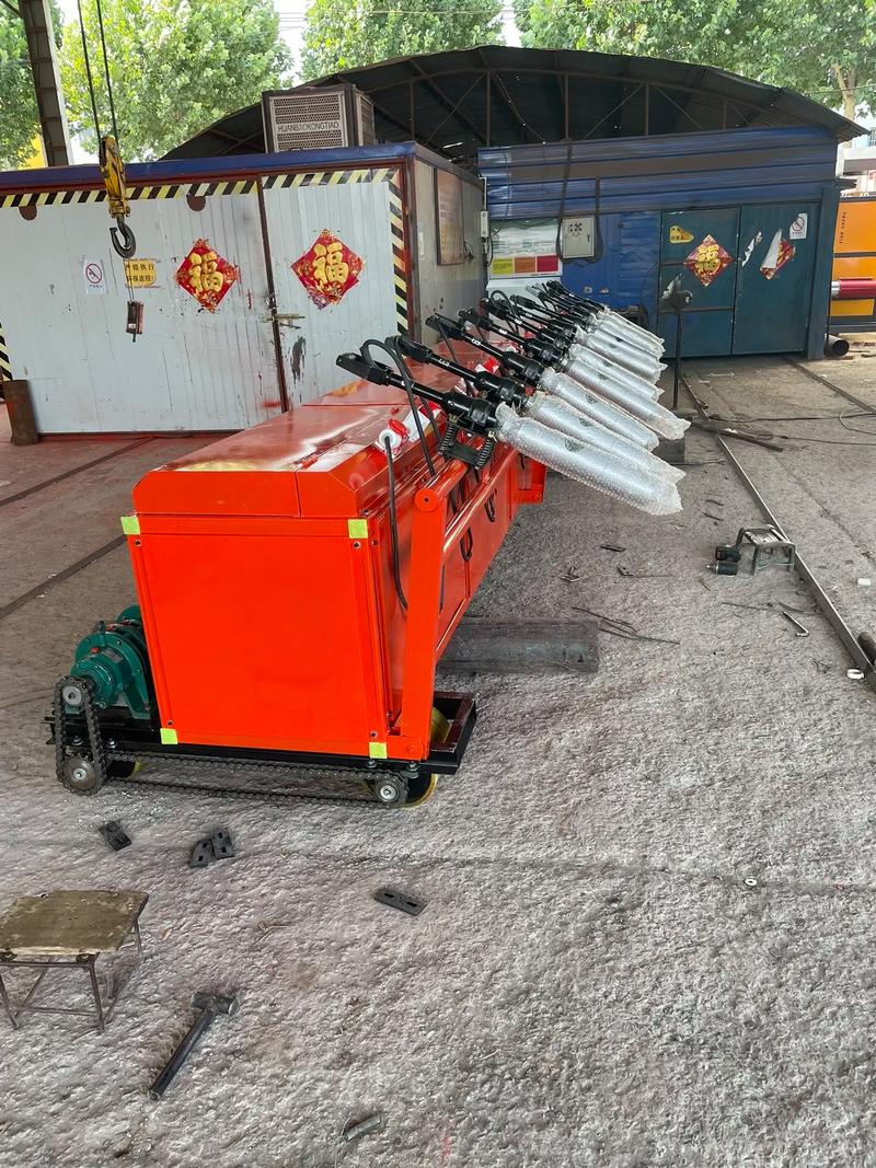 机场跑道干硬性混凝土高频振捣机 高效筑路的精密机械